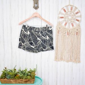 LOFT Shorts - LOFT Black Banana Leaf Print Shorts P01 LOFT Shorts - LOFT Black Banana Leaf Print Shorts P01